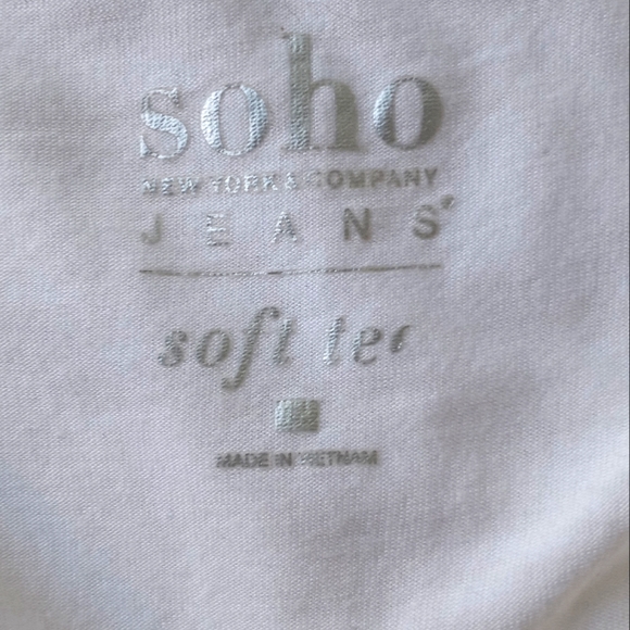 🌴New York & Company top🌴 - Picture 3 of 3